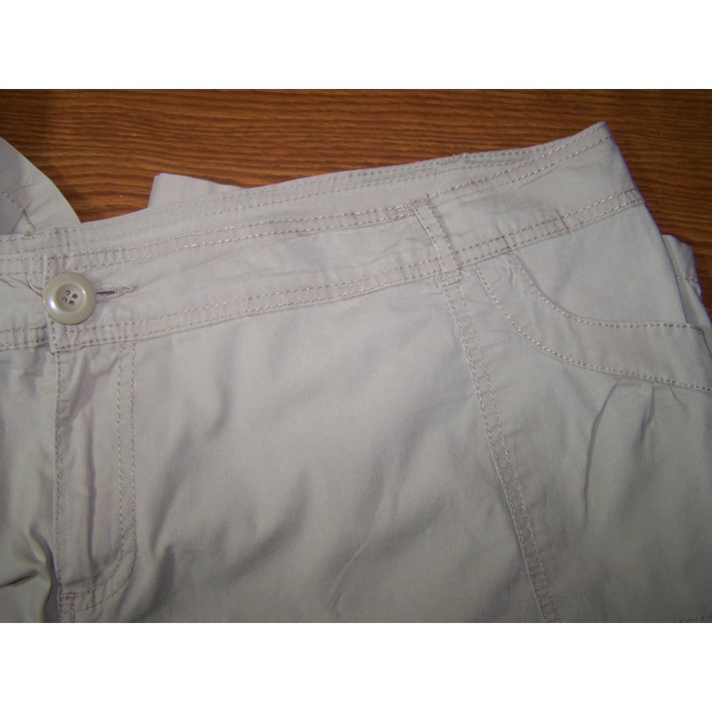 Lane Bryant Shorts Plus Size 24 Khaki - Picture 4 of 6